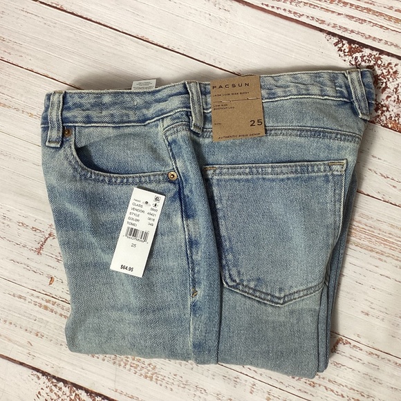 Men’s PacSun Jade Low Rise Boot Cut Denim Jeans - Picture 1 of 4